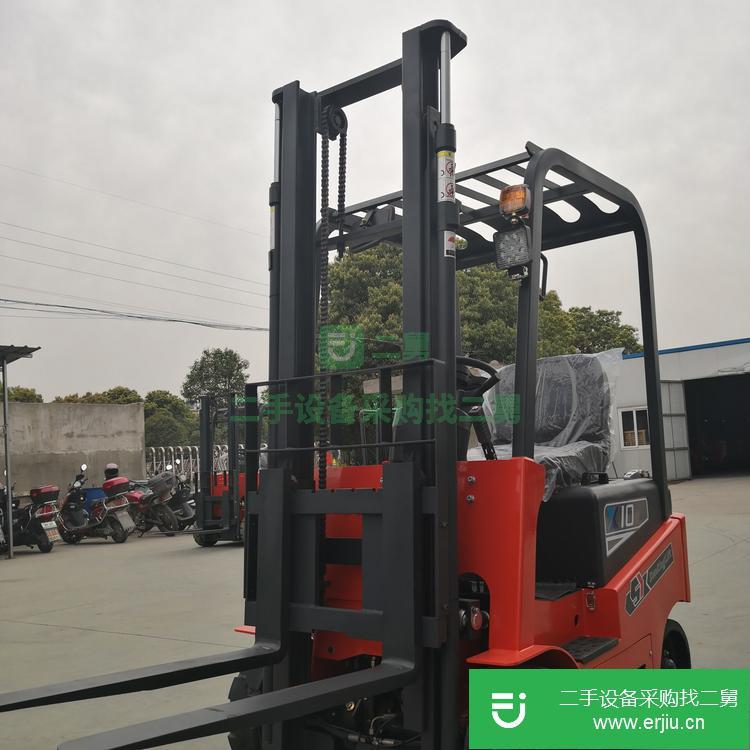 江蘇出售二手1.5噸電動叉車