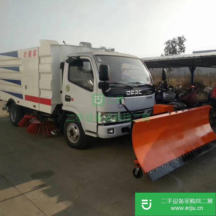 山出售二手路面掃路車