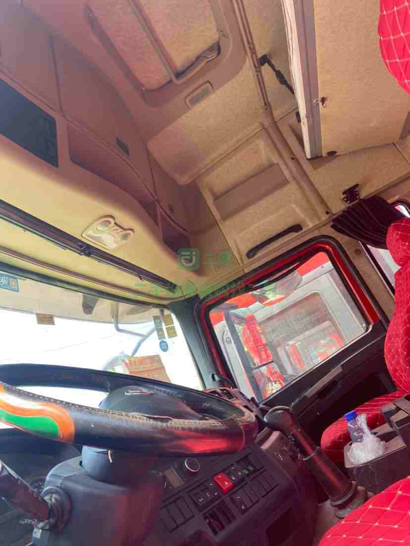 山東濟寧出售二手德龍X3000牽引車