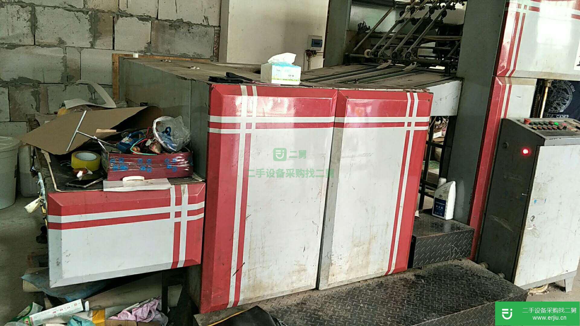 浙江出售一臺(tái)二手920型折光壓紋機(jī)