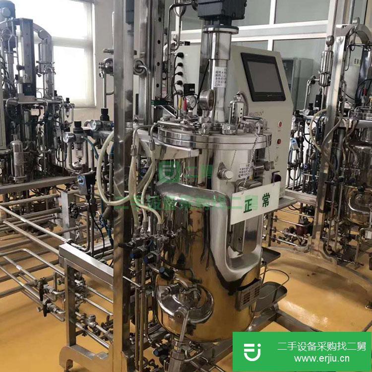 山東出售二手不銹鋼發(fā)酵罐