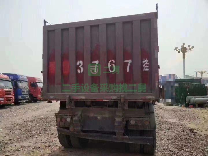 山東出售一體后翻自卸掛車 手續(xù)齊全 包提檔過戶 以舊換新 以重換輕