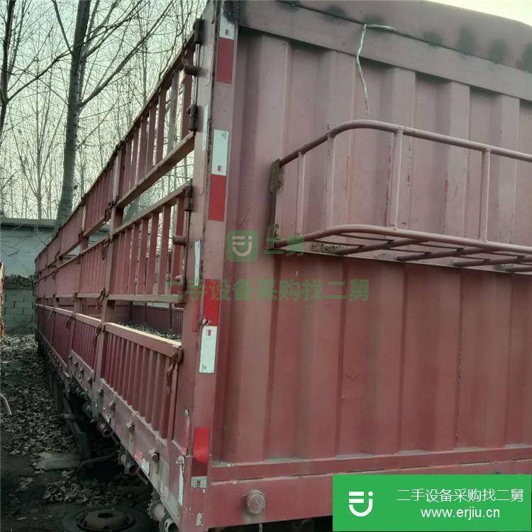 山東出售二手對開花欄運輸半掛車