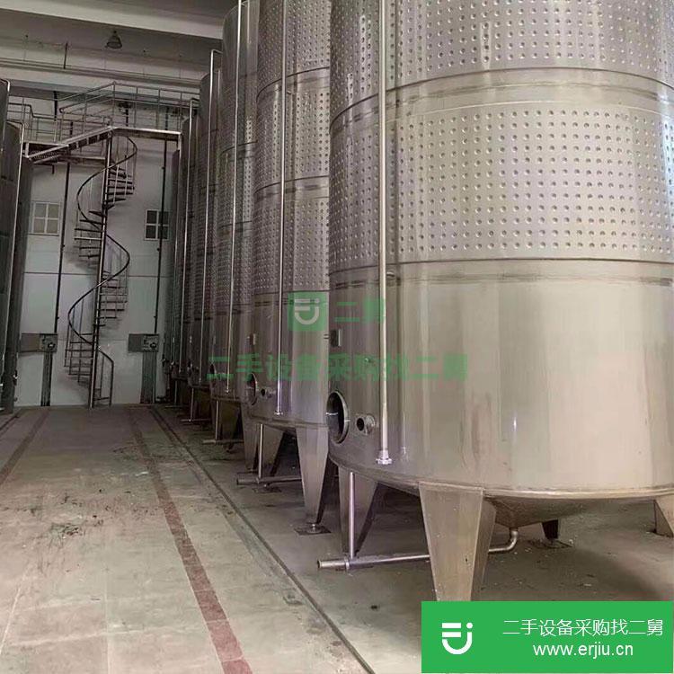 山東出售二手不銹鋼加厚酒精儲罐