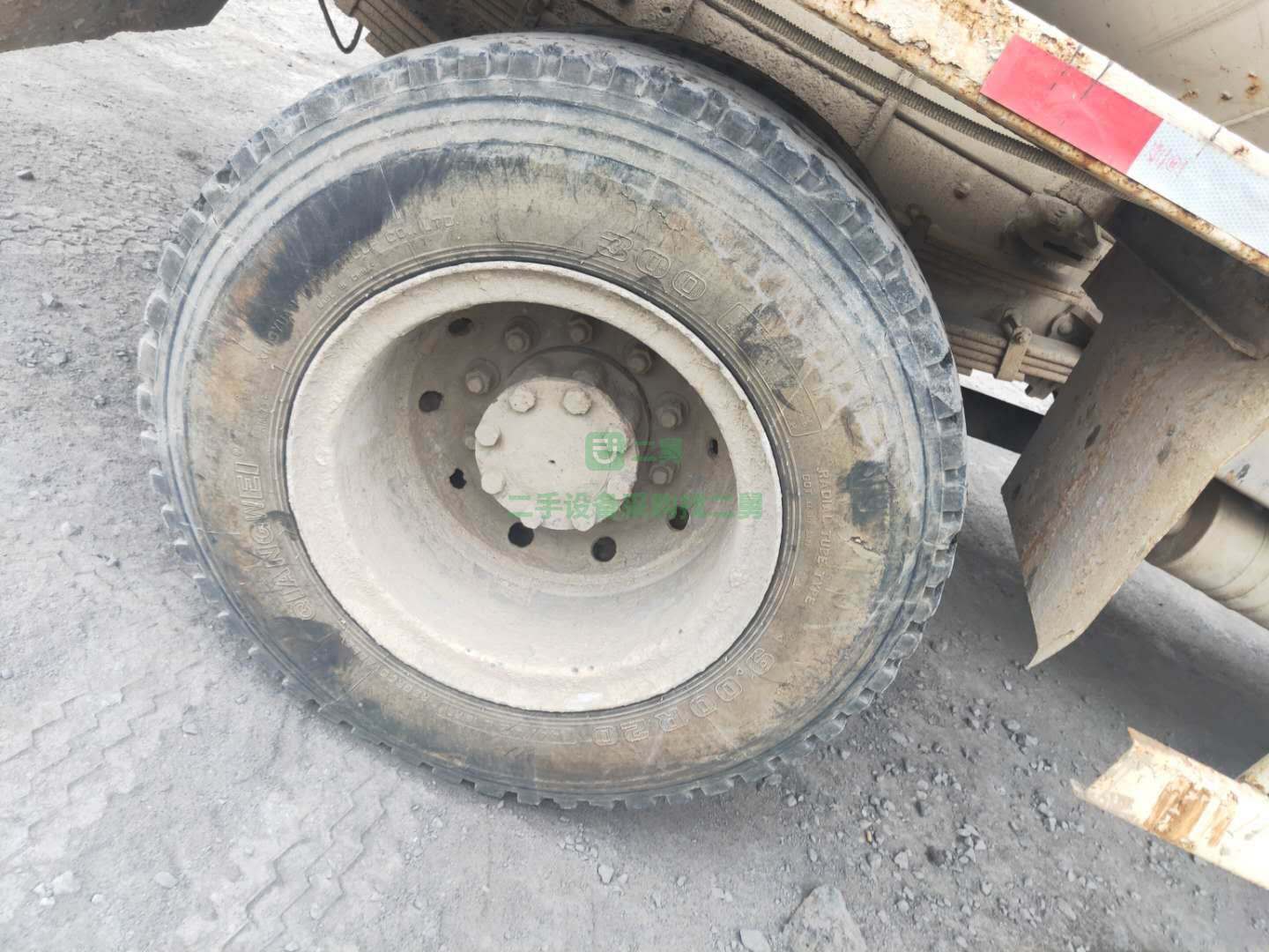 山東出售17年國五大運運途攪拌車，進口減速機