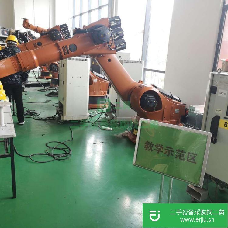 江蘇出售二手庫卡焊接機器人