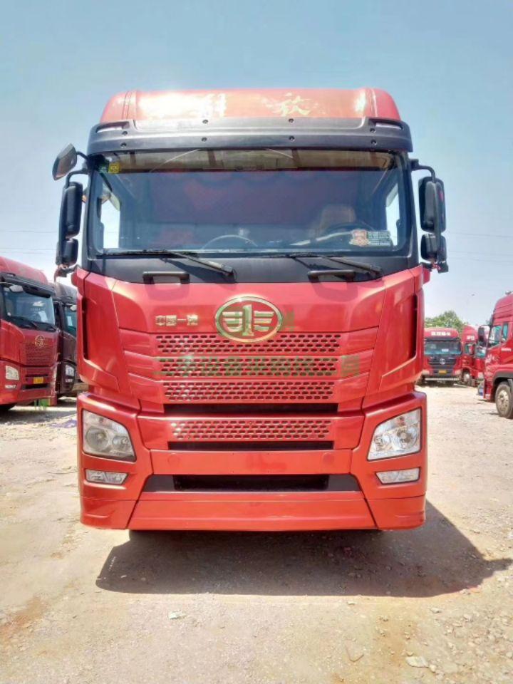 江西出售17年7月份上戶帶全年大保險(xiǎn)牽引車
