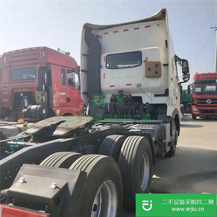 山東出售二手豪沃牽引車