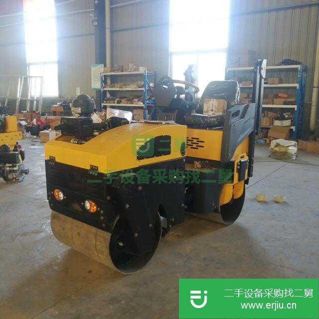 山東出售二手小型振動壓路機