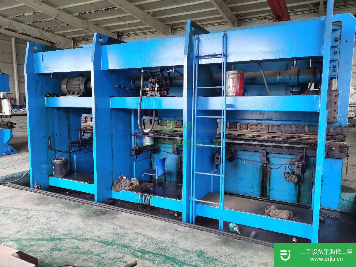 天津出售二手WC67Y-400*6000液壓板材折彎機(jī)