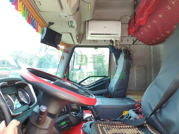 河北出售二手的18年7月份解放J6，420雙驅全保險牽引車