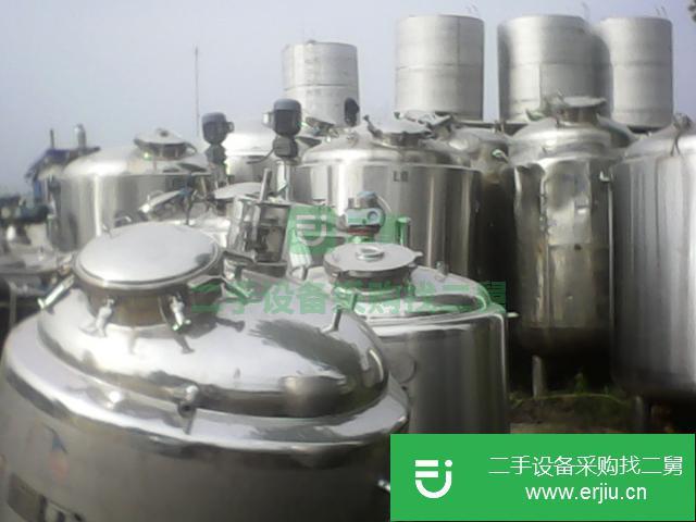 山東省出售人二手儲罐