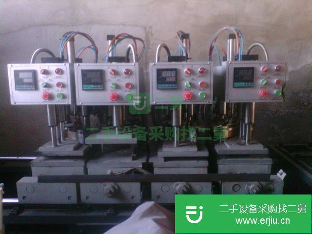 吉林出售二手的九成新塑鋼加工設(shè)備四位焊