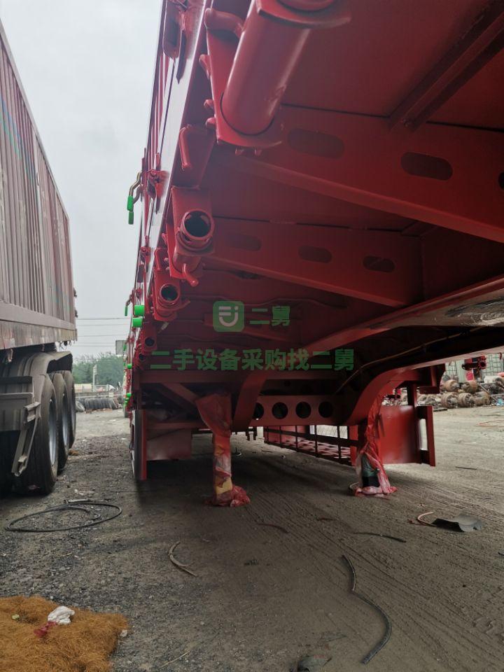 山東出售二手的13米高低板標箱半掛車