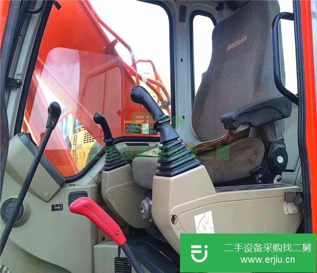 湖北出售二手斗山150挖掘機