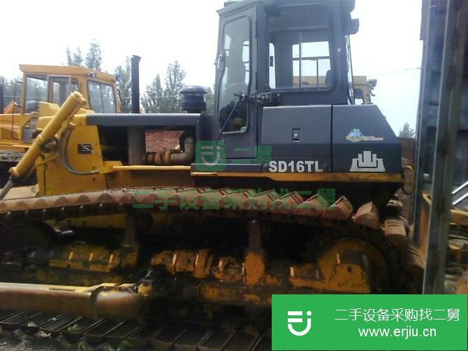 上海出售二手山推SD16L 濕地型推土機