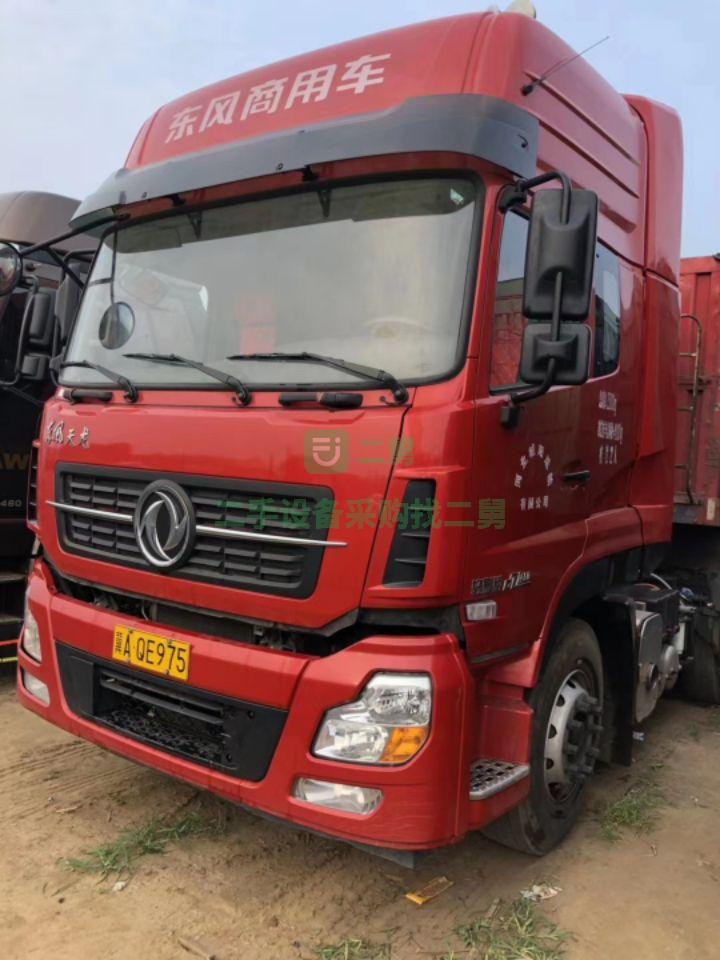 河北急售國五雙驅(qū)一年三個月天龍450，輕盈版牽引車