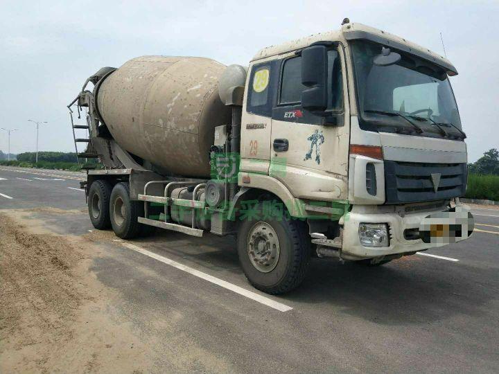河南出售12年歐曼大12方攪拌車兩臺(tái)個(gè)人戶