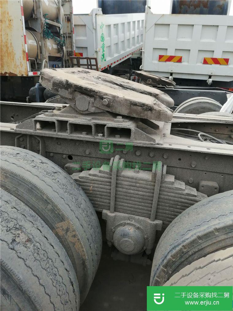 山東出售二手解放j6雙驅(qū)牽引車