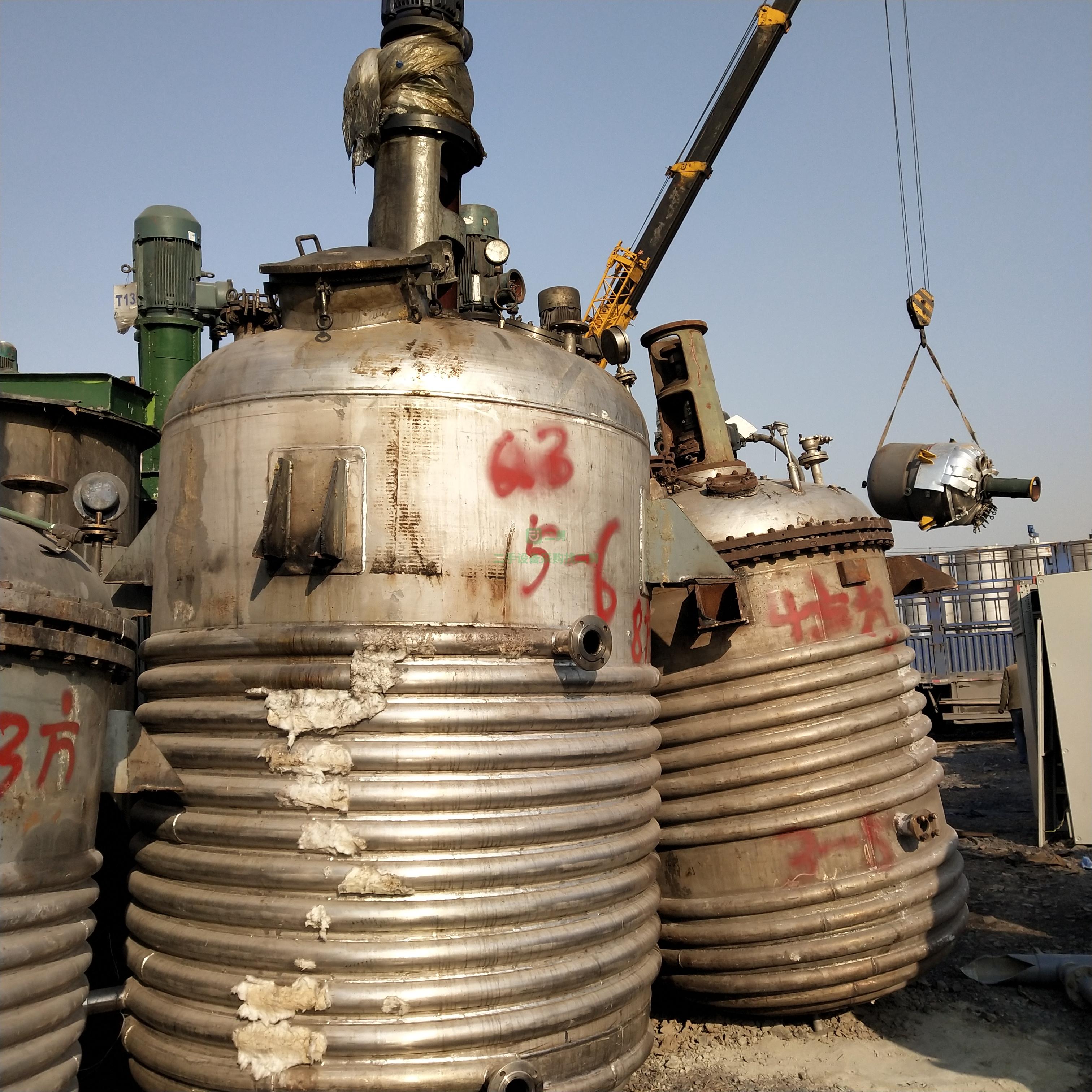 遼寧出售5噸8臺、10噸6臺、8噸10臺不銹鋼、搪瓷反應釜