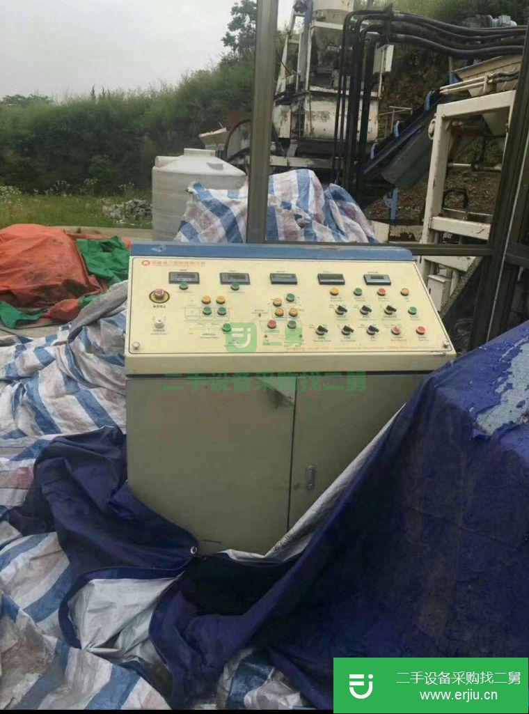 福建出售二手泉工QT10制磚機