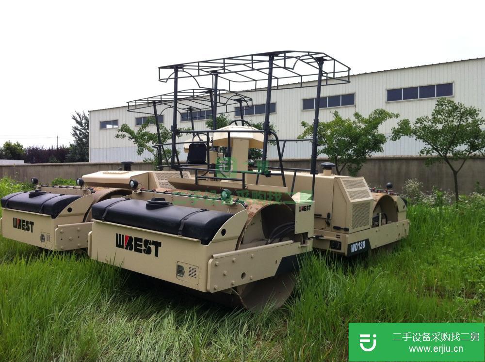 江蘇出售二手WD138壓路機