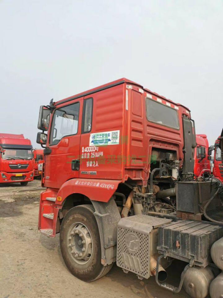 河北出售一年一個月全保險低頂德龍430帶12米標箱側翻運輸車