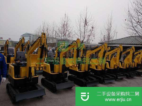 云南出售二手小型履帶式液壓挖掘機(jī)