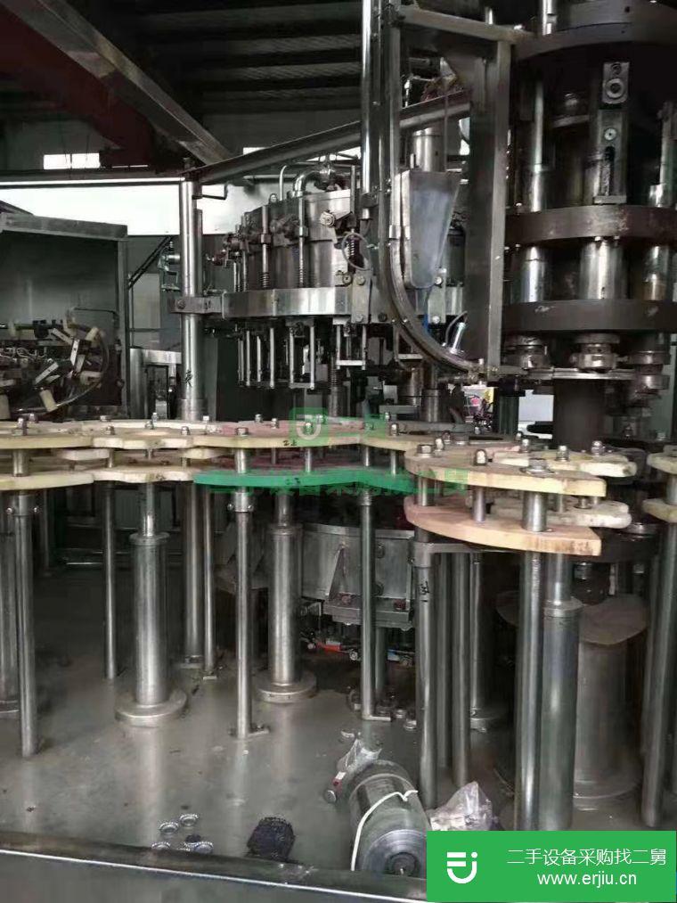 山東省出售二手24頭一玻璃瓶碳酸灌裝機(jī)
