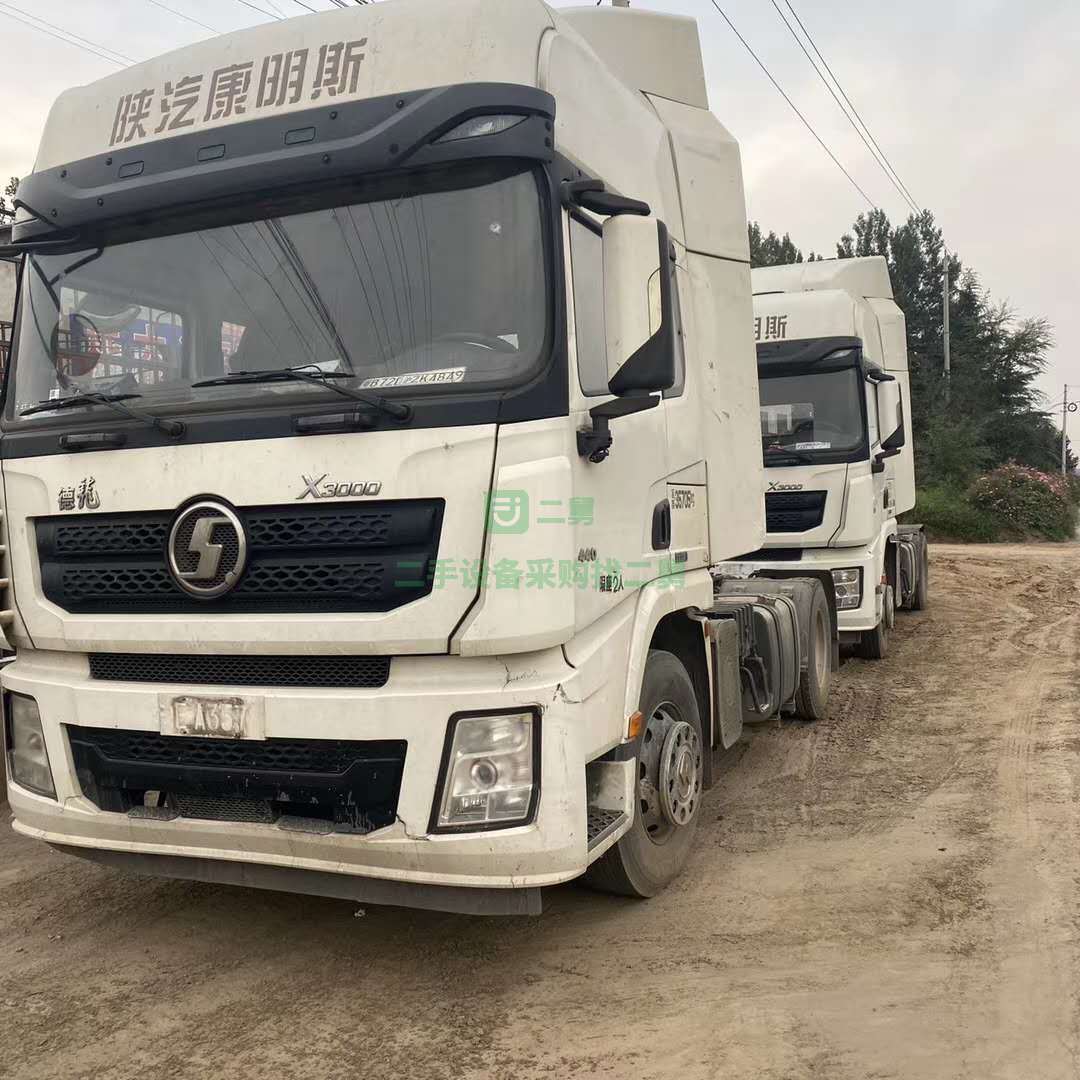 出售德龍x3000牽引車，440馬力，西康明斯發(fā)動(dòng)機(jī)，14檔伊頓變速箱，國五排放，首付7萬