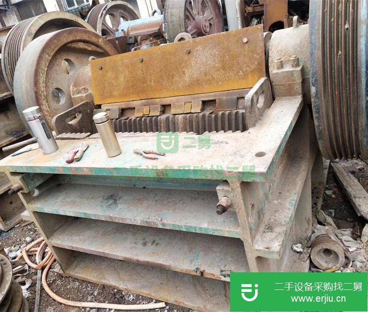 河南出售二手1500顎式砂石破碎機