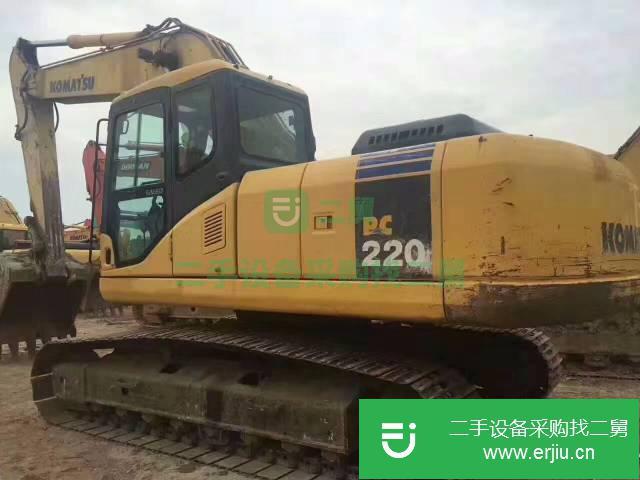 四川出售二手小松220-7挖掘機(jī)