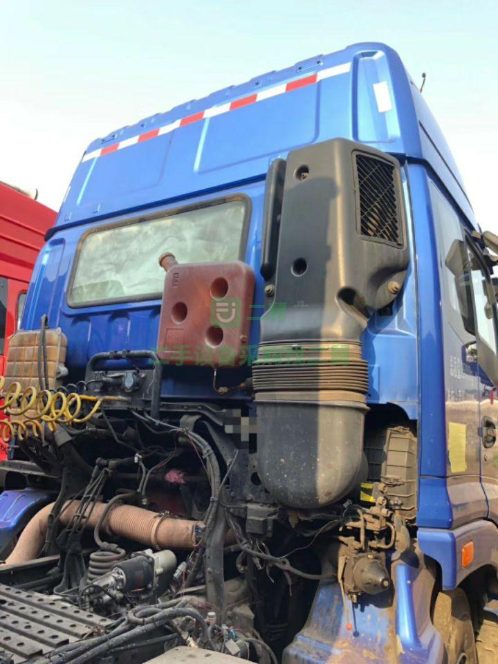 河北出售二手的三年半全保險國五雙驅430牽引車