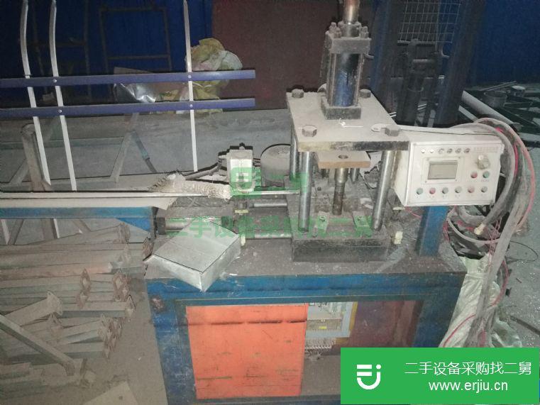 山東出售二手自動管材沖孔機