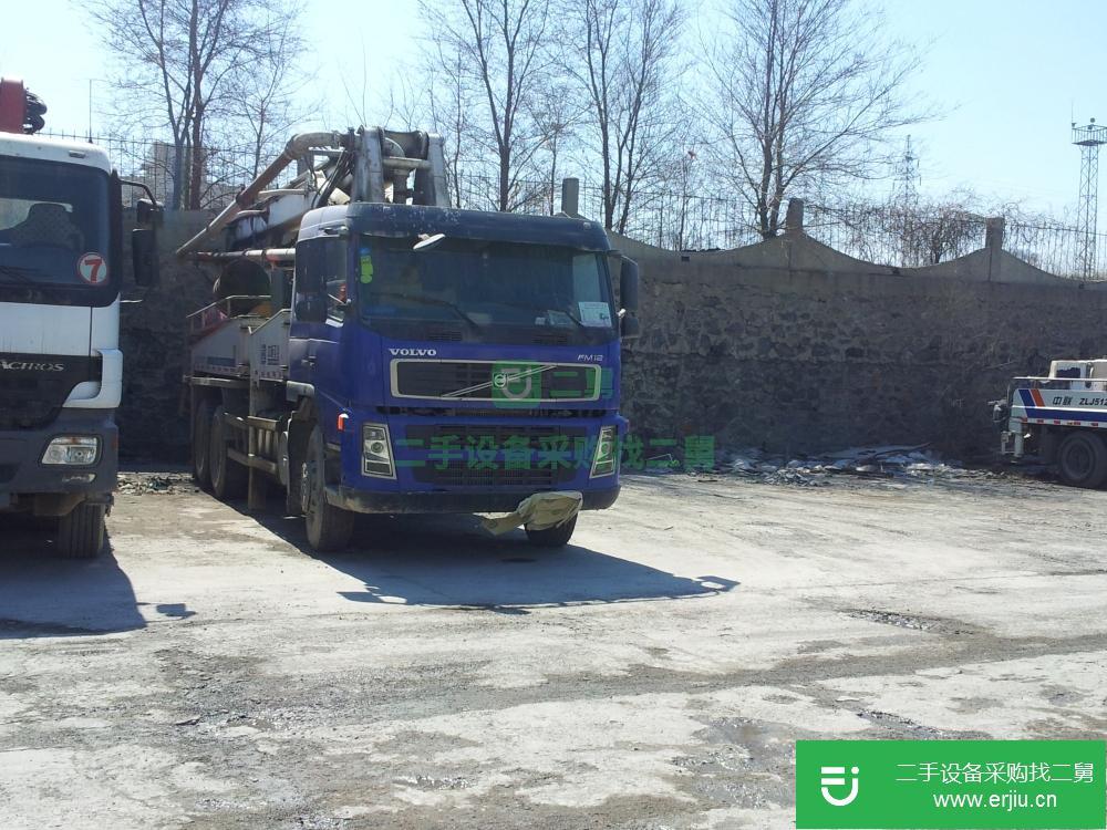 遼寧出售二手THB125-37混凝土泵車
