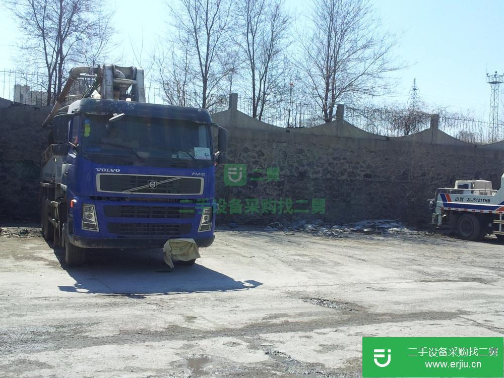 遼寧出售二手THB125-37混凝土泵車