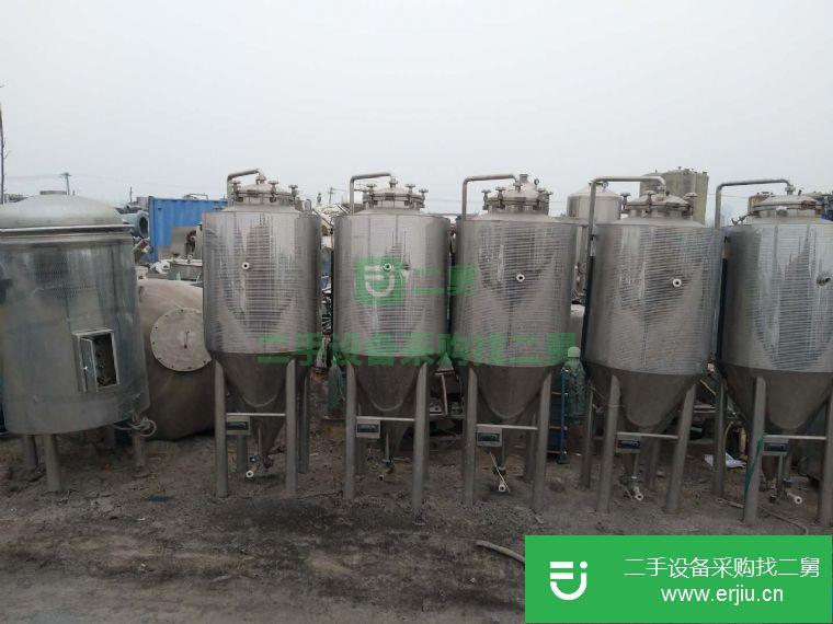 山東省出售二手啤酒精釀儲罐
