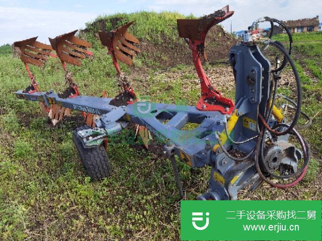 黑龍江出售二手真霸道450犁地機(jī)