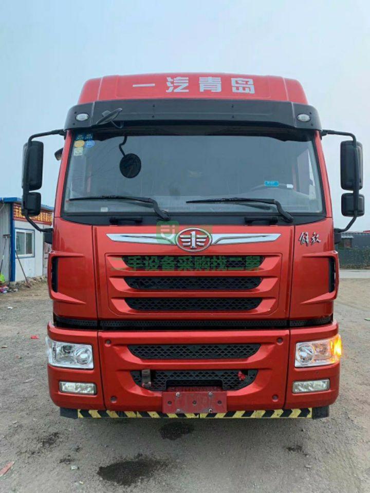 出售兩年八個月國五雙驅悍威336雙驅天然氣牽引車，精品車況無磕無碰