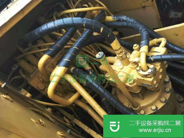云南出售二手挖掘機卡特323D