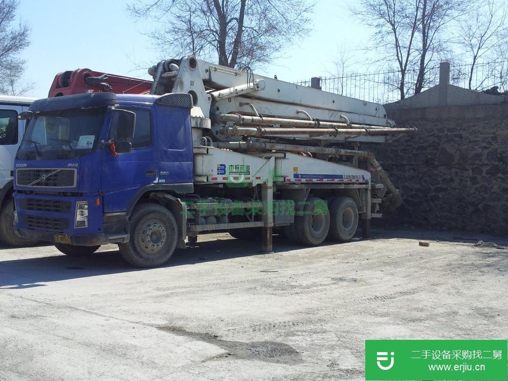 遼寧出售二手THB125-37混凝土泵車