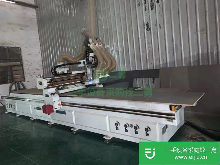 上海市出售二手雙臺(tái)面下料機(jī)