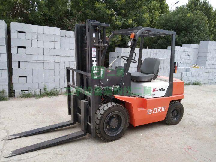 遼寧出售二手19年的合力叉車