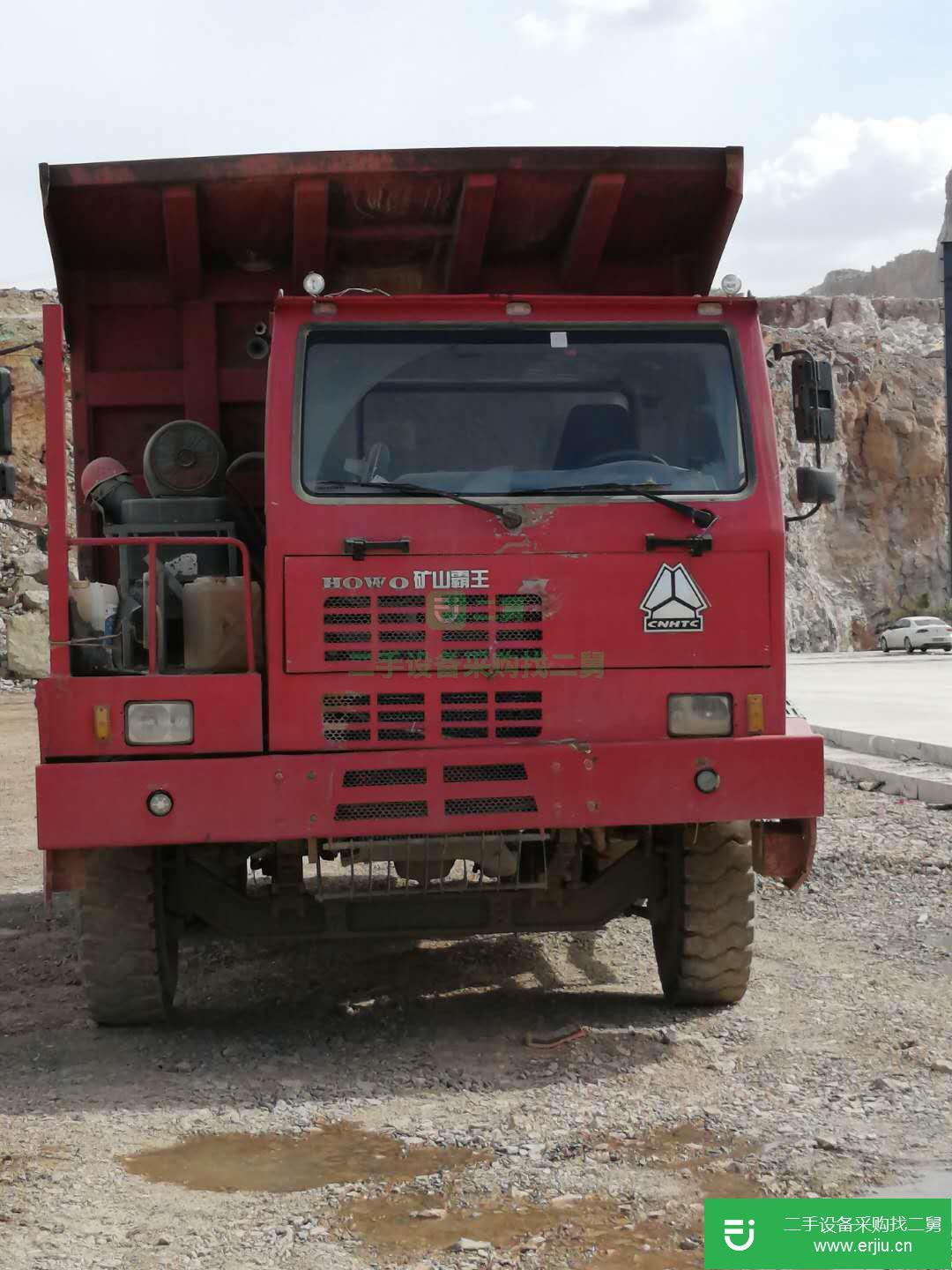 山東出售二手重汽豪沃375馬力自卸車