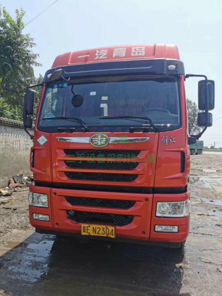 河北出售一年整全保險捍衛400天然氣車帶12米直板無上邊梁牽引車