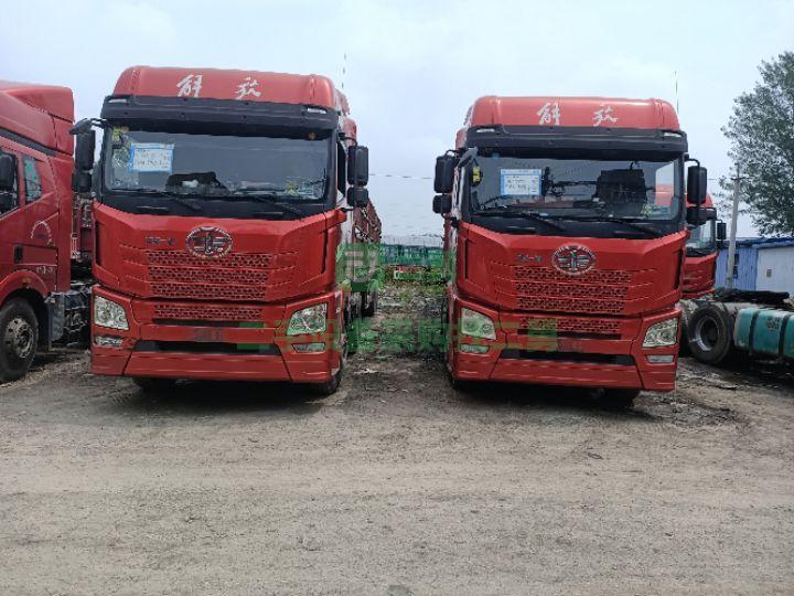 山東出售二手的精品解放JH6牽引車