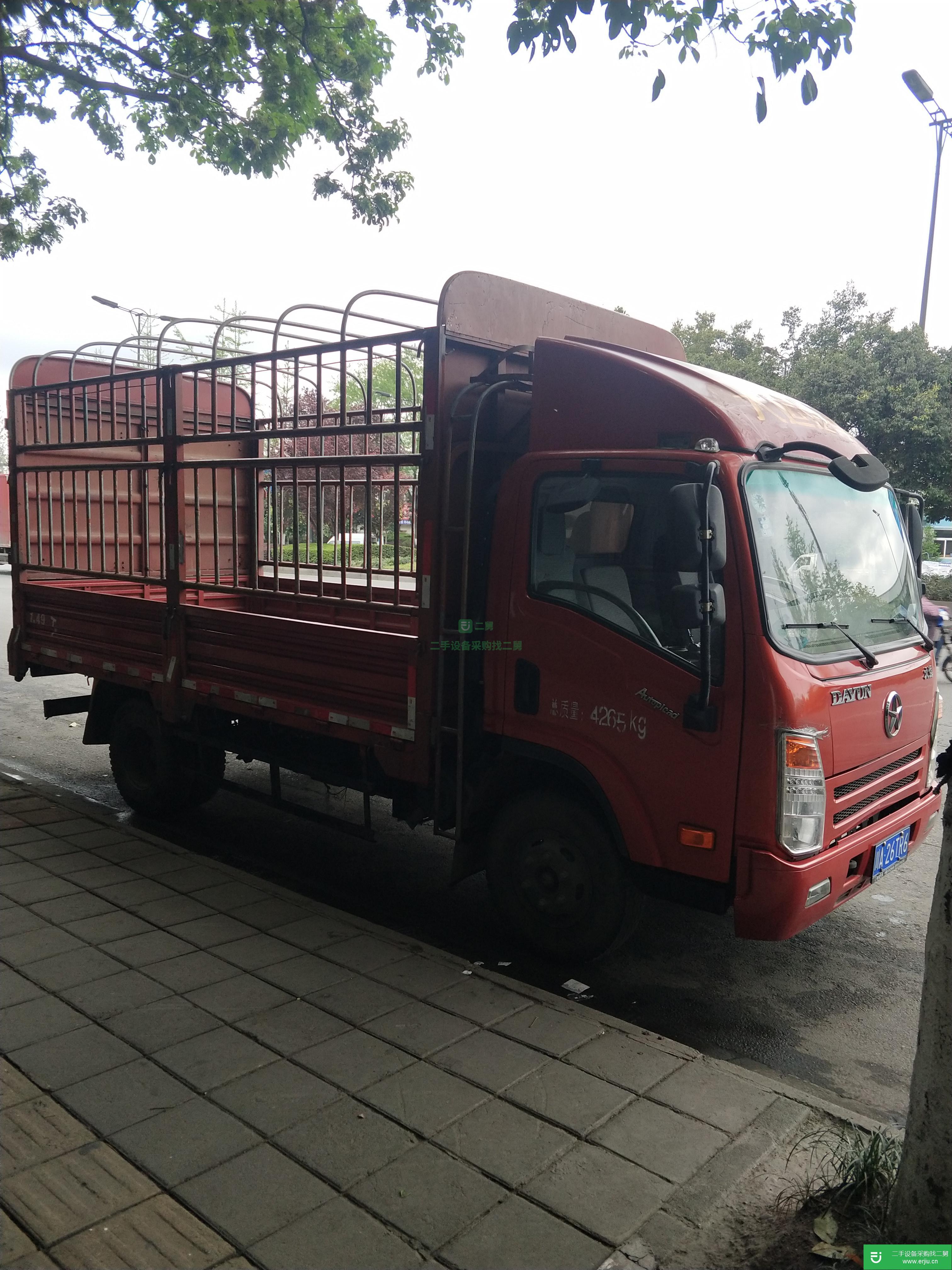 四川出售二手大運重卡載貨車