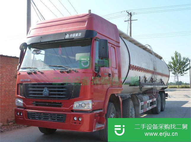 湖北出售二手豪沃A7前四后八散裝水泥罐車