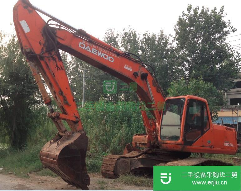 江蘇出售二手斗山220-5挖掘機