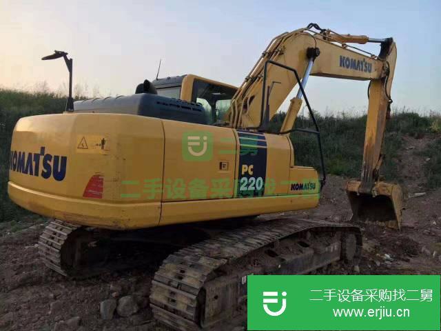 廣西出售二手小松220-8挖掘機(jī)